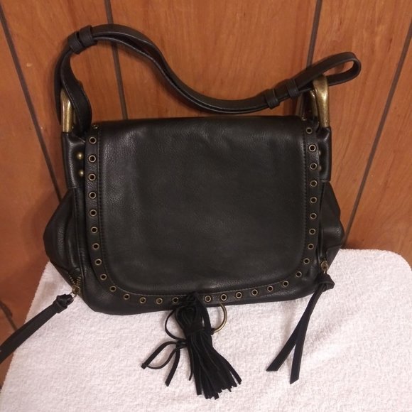 Steve Madden Handbags - 🐆Steve Madden Black Crossbody Purse